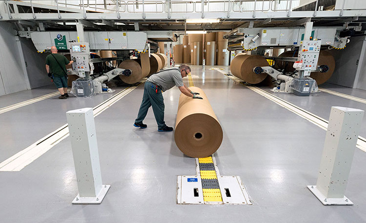 cascades carton-caisse usine